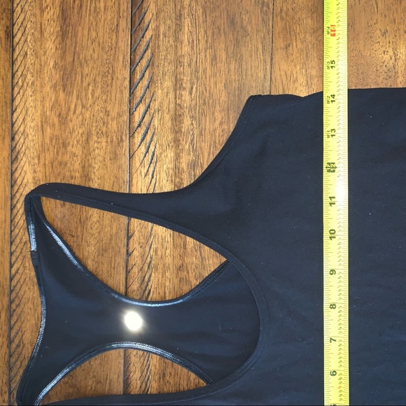 Lululemon black cool racer back logo on both sides - Picture 3 of 3